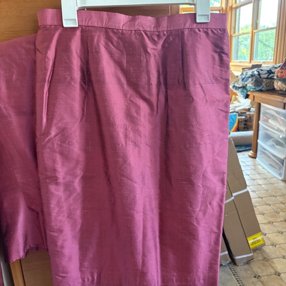 SAVILLE Raw Silk Mauve Pink Suit - Picture 3 of 3